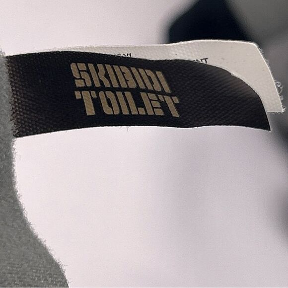 Skibidi Toilet Mystery Doll Plush Bundle, TV Monitor Head & speaker man - Picture 6 of 6